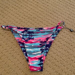 Blackbough “Minimal Bottoms” size M